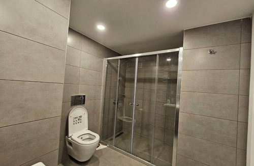 Karavas House | Charming 2-bedroom apartment with WiFi, AC in amazing Alsancak