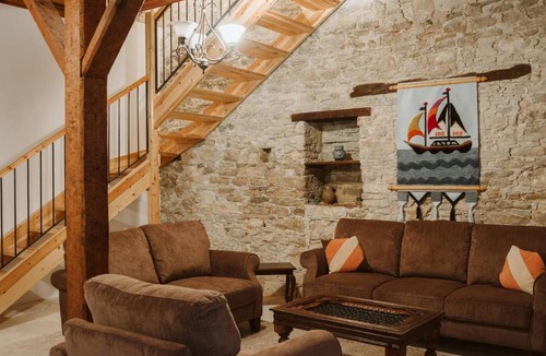 Vasa Koilaniou Villa | Charming 3-Bedroom Cottage in Heart of Vasa Koilaniou