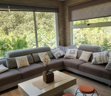 Stroumpi House | "Chez Maria"