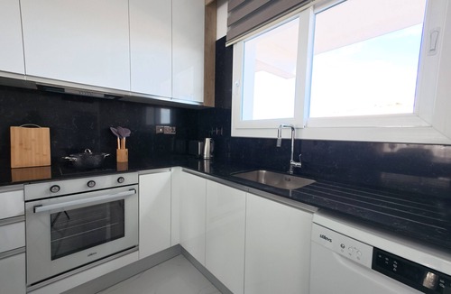 Bogaz Apartment | Chic Sunset Suita