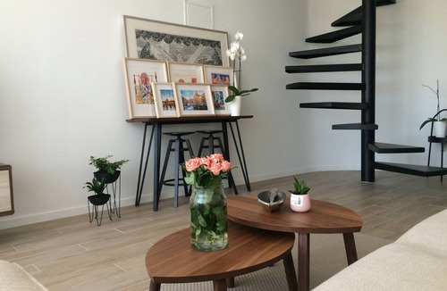 Aglantzia Apartment | City duplex !