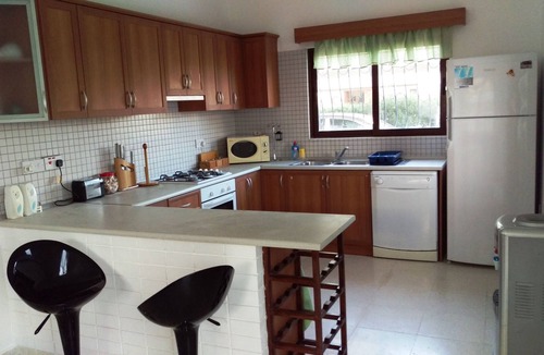 Bahceler Villa | Comfortable Holiday Villa close to Sea & Sandy Beach, Northern Cyprus. Fab!