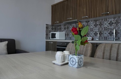 Vasilia Apartment | Cosy 1+1 penthouse in the heart of longbeach Iskele sleeps up to 5 people