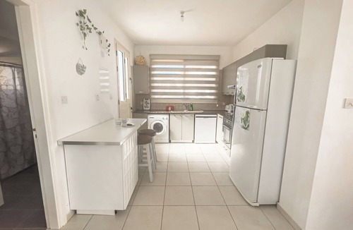 Kapparis Cottage | Cosy beach retreat,with a private pool; 5 minute walk to Kapparis sandy beach