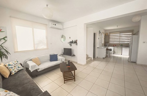 Kapparis Cottage | Cosy beach retreat,with a private pool; 5 minute walk to Kapparis sandy beach