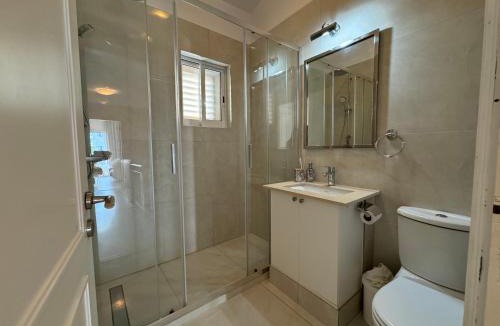 Paphos Villa | Cozy House near the beach in Regina Gardens