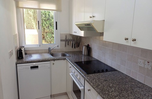 Polis House | Cyprus Townhouse/Pool/Patio/Aircon/Free Parking
