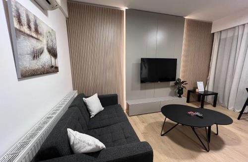 Strovolos Apartment | Daniela's modern apartment