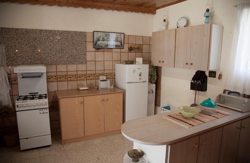 Pissouri House | demetrakis house