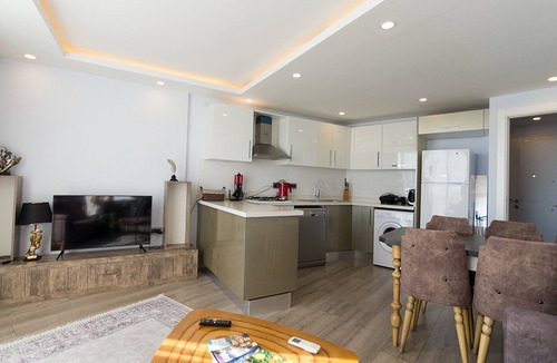 Zeytinlik Apartment | Elegance Penthouse by Holidaykeys