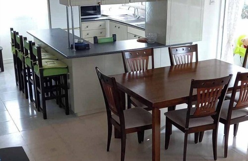 Anarvagos House | Elia | Heritage 3-BR Maisonette with Piano