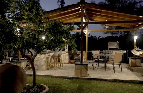Politiko Villa | Escape, breathe, rejuvenate: Mountain bliss, sea salt allure