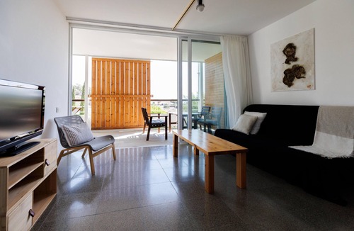 Pentakomo Apartment | Euploia | One-Bedroom Apartment, Art by PraXis Apartments