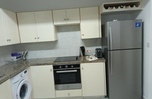 Oroklini Villa | Extra big 4 bedroom vill, beach across the road
