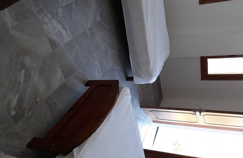 Vasa Koilaniou Apartment | EXTREME VIEW cafe restaurant and ROOMS TO LET