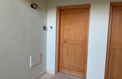 Agios Ilias Apartment | Fabulous 2 Bed Apartment in Safakoy Cyprus