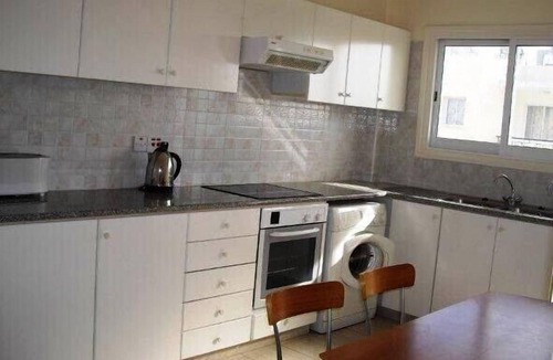 Paphos Apartment | FABULOUS SPACIOUS 2 BEDROOM PENTHOUSE APARTMENT, VIEWS, WIFI, BEACH, GREAT VALUE