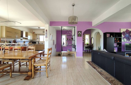 Pano Arodhes Villa | Family-sized charming villa with Large pool, BBQ area and table tennis