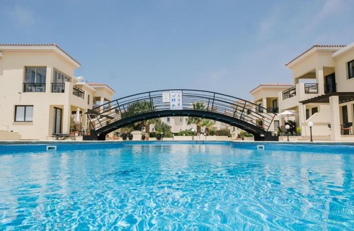 Paphos Apartment | Faros Village 1 Bedroom Flat near the seafront in Paphos
