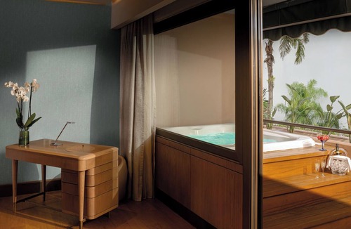 Agios Tychon Hotel | Four Seasons Hotel