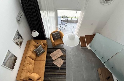 Gastria Apartment | Fourseason Life Loft