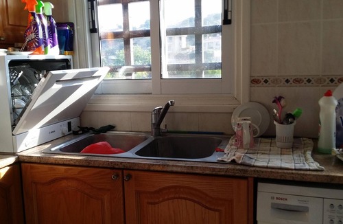 Pissouri House | Free Wi-Fi super fast- three Double bedrooms bungalow villa