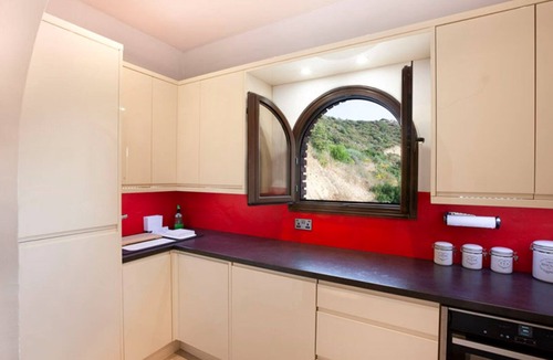 Pissouri Villa | Heavens Edge 2 Bedroom Villa with Pool, Pissouri Bay, Cyprus. CTO Licence 4591