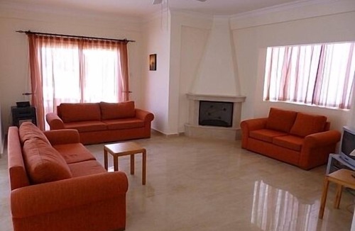 Yesiltepe Villa | Holiday 4 Bedroom Home /Private Pool, Mountain/Sea Views, Sleeps 8