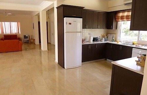 Yesiltepe Villa | Holiday 4 Bedroom Home /Private Pool, Mountain/Sea Views, Sleeps 8