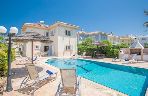 Protaras House | Holiday House in Protaras with Private Parking