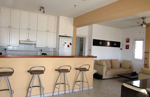 Tala Apartment | holiday house "Seaview" with pool