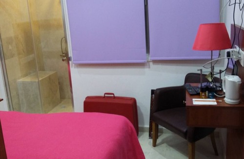 Kyrenia Apartment | HOTEL STYLE BEDROOMS (TO RENT INDIVIDUALLY NOT WHOLE FLAT!) SUPPLEMENTS CHARGED
