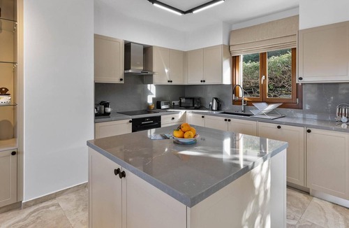 Aphrodite Hills Villa | Junior Villa IZ01 Serfer Rosa