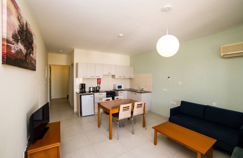 Paphos Hotel | Kefalos Beach Tourist Village