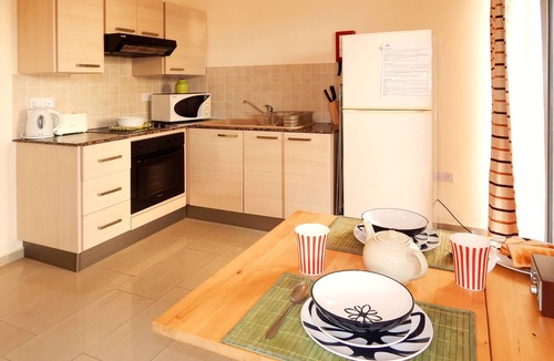 Kapparis Apartment | Kyklades Resort DPSBF04 -Colorful One Bed Apartment- WIFI-Communal Pool-Gym-Spa