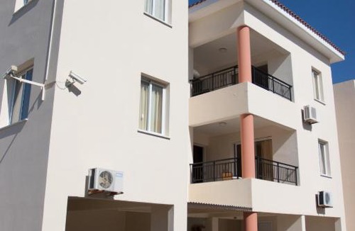 Paphos House | Kyriakos Court