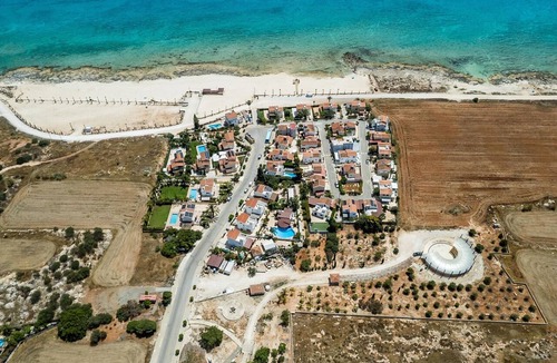 Ayia Thekla Villa | La Casa De Louie – Charming Villa Near Ayia Thekla Beach!