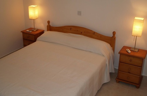 Peyia Town Apartment | Larger Than Average Apartment In Peyia. Air Conditioned, Communal Swimming Pool.