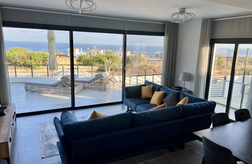 Bahceli Villa | LUXERY 4 Bed Villa - Big Heated Pool - Air Con - Wi-Fi - DESIGNED for FAMILY'S