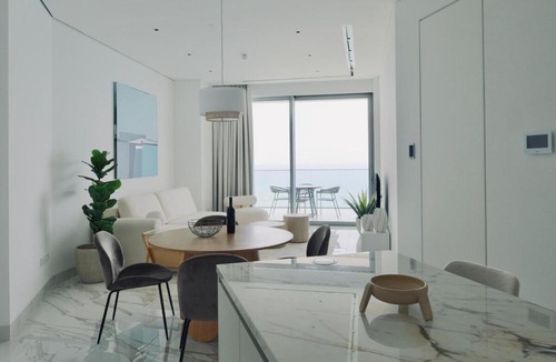 Neapolis Apartment | Luxury 1 Bed in Trilogy, Limassol Seafront