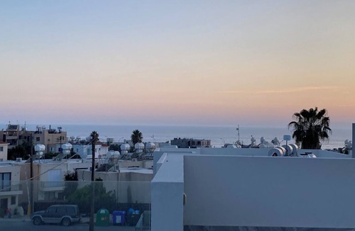 Paphos Apartment | Luxury 3 Bedroom Penthouse apartment with sea view. 10 mins walk to Venus Beach