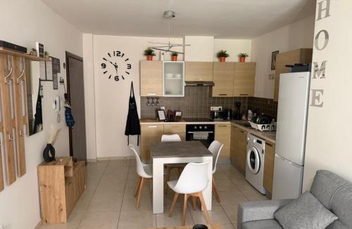 Tersefanou Apartment | Majestic Gardens 10 minutes from Larnaka Airport