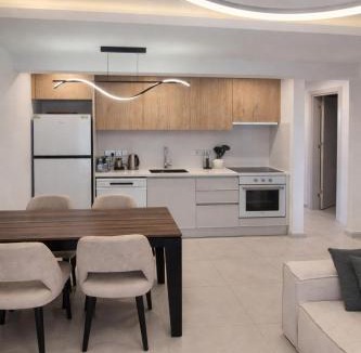Bahceli Apartment | Modern Apartment with Jacuzzi & Pool in Mykonos Homes Resort, Northern Cyprus