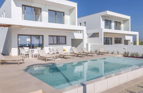 Softades Villa | Modern, contemporary villa close to the coast
