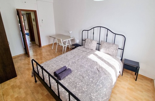 Agios Theodoros Apartment | Mountains Retreat Rooms & Suites Apt.1
