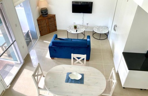 Bahceli Apartment | New garden loft, a stone's throw to the sea