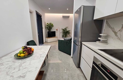 Agios Tychon House | NEW Luxury 2-Bedroom House- Heated Salty Swimming Pool, Sauna and Garden