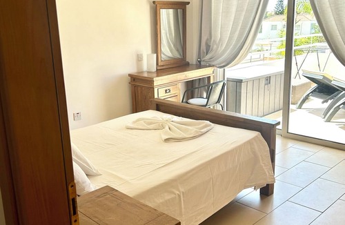 Ayia Napa Apartment | Nissi 3 C9 two bedroom apartment within a short walk from NissiBeach.