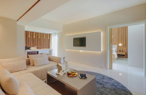 Ayia Napa Hotel | Nissiblu Beach Resort