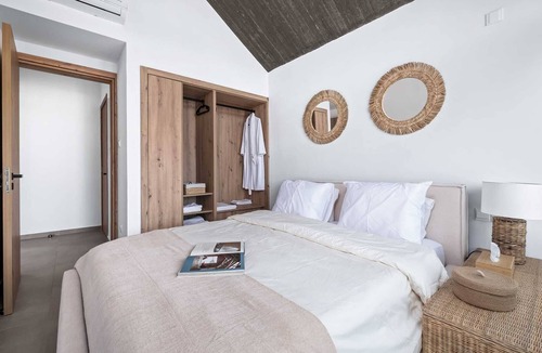 Vasa Koilaniou Other | Pamboo TerraVine House by Nomads